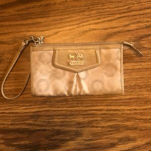 Coach Wristlet. Excellent condition.